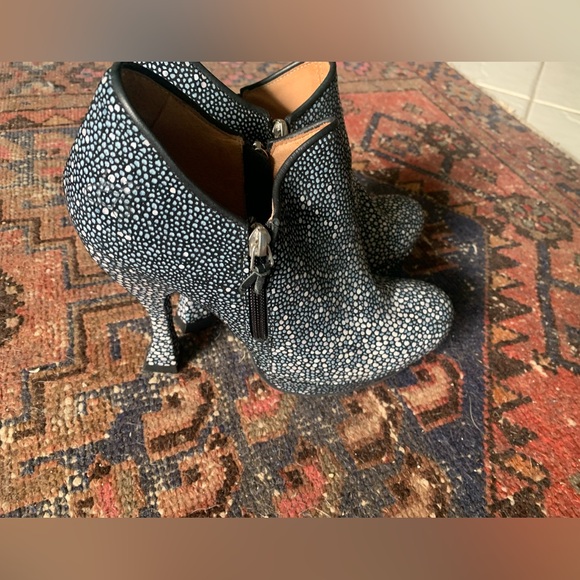 Fluevog sz 8 heels - Picture 2 of 5